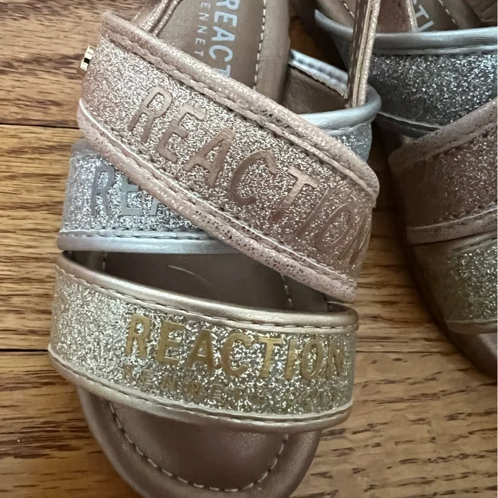 Kenneth Cole Reaction Sparkle Sandals Size 6